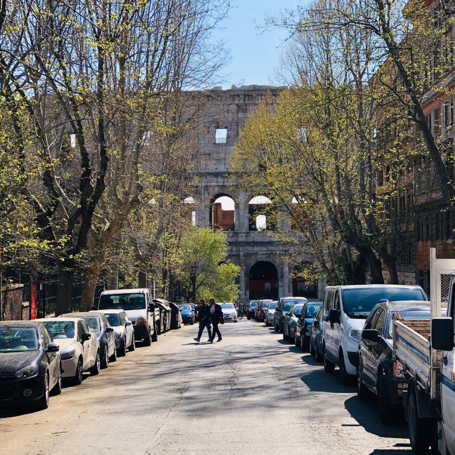 Colosseo Ohana Suite Intero Appartamento Open Space Rom Exterior foto